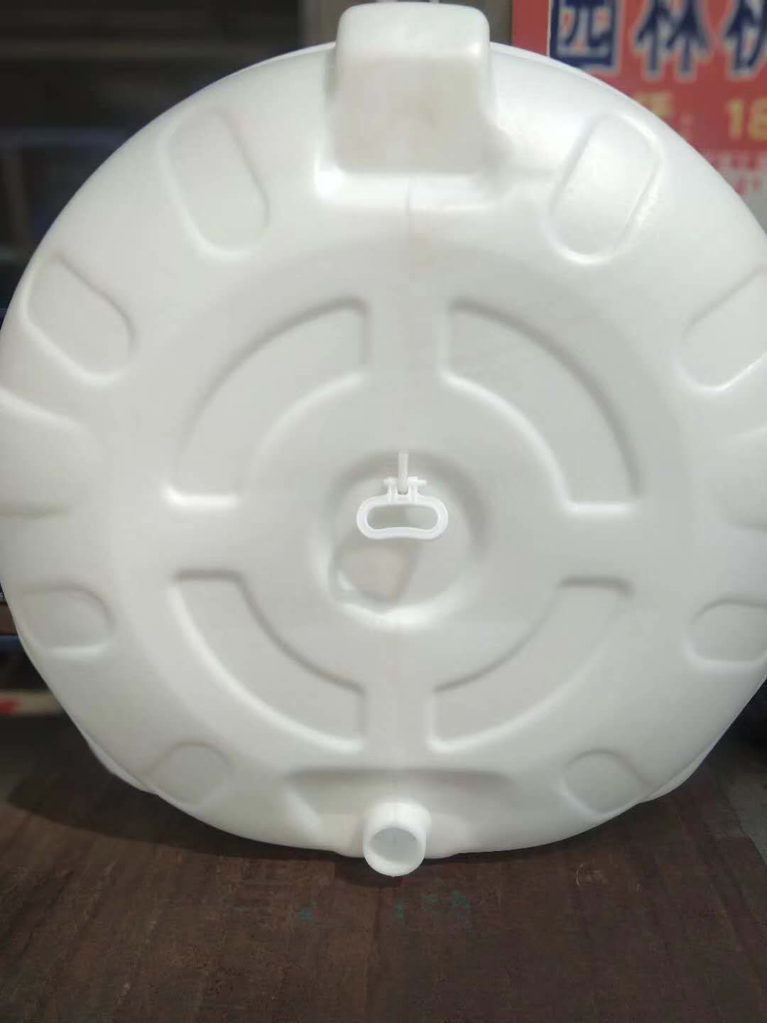 1噸塑料桶，1噸塑料水塔