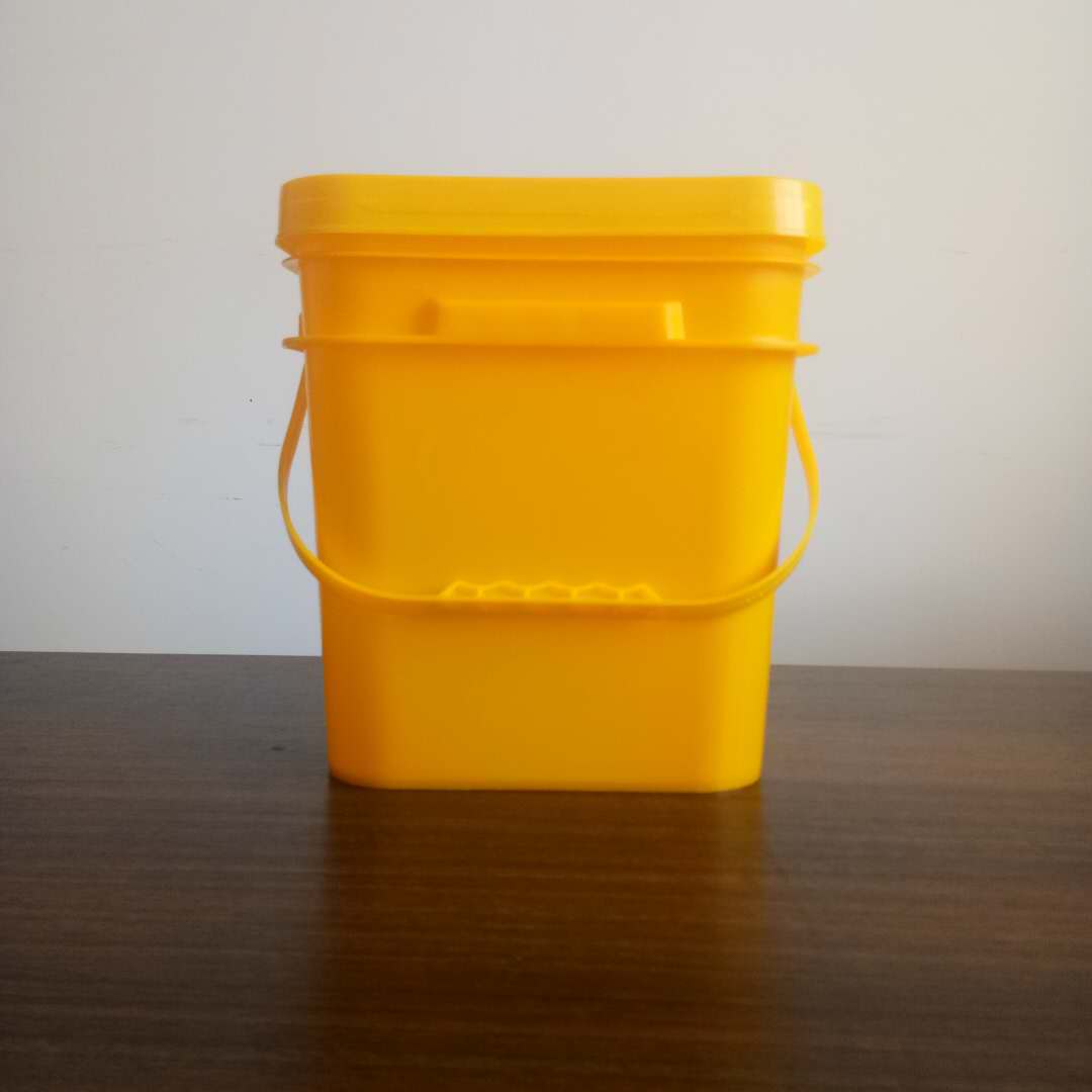 山東塑料桶 塑料桶生產(chǎn)廠家 化工桶生產(chǎn)廠家